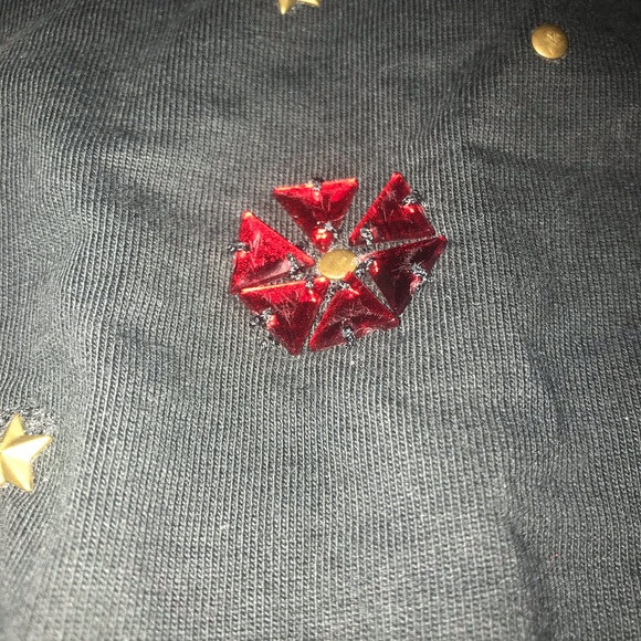 Jumper - Picture 3 of 4